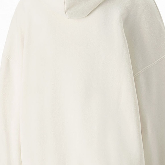 PUMA X VOGUE WOMEN’S WHITE OVERSIZED HOODIE WITH FRONT KANGAROO POUCH POCKETS - Picture 6 of 12